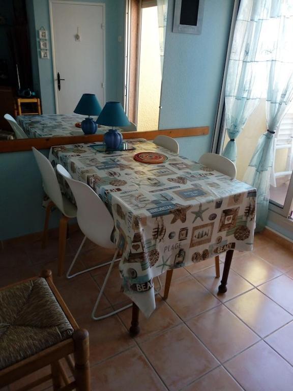 Gruissan Appartement Calme, Vue Sur Port De Plaisance -Clim, Empl.Parking Екстериор снимка