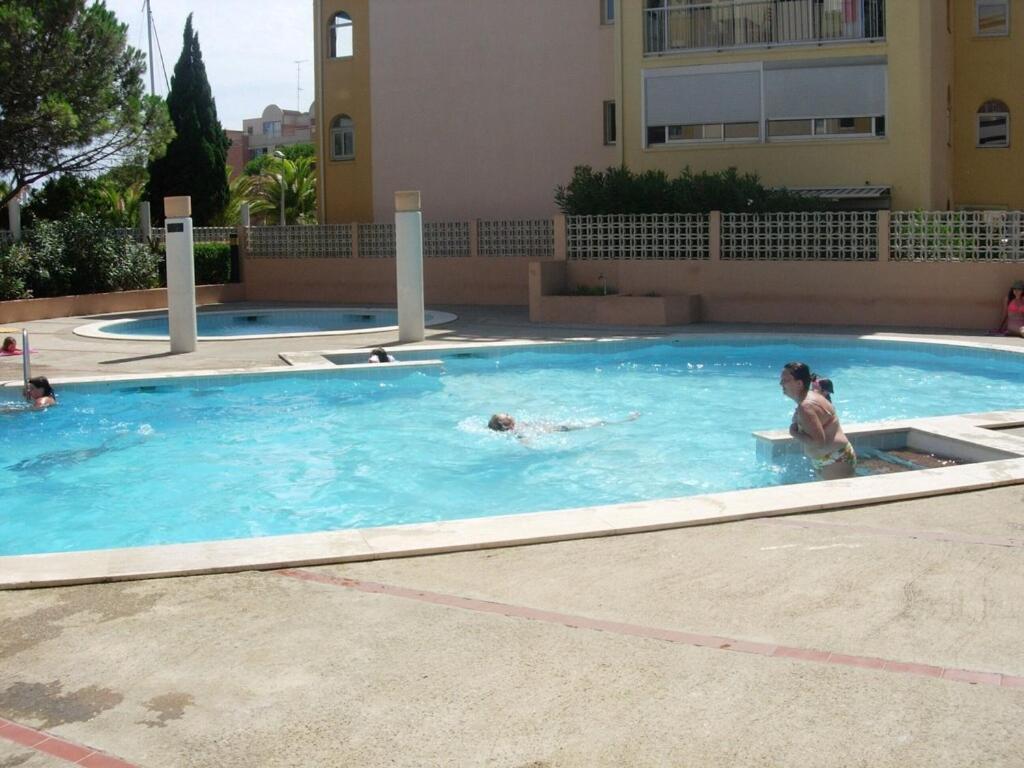 Gruissan Appartement Calme, Vue Sur Port De Plaisance -Clim, Empl.Parking Екстериор снимка