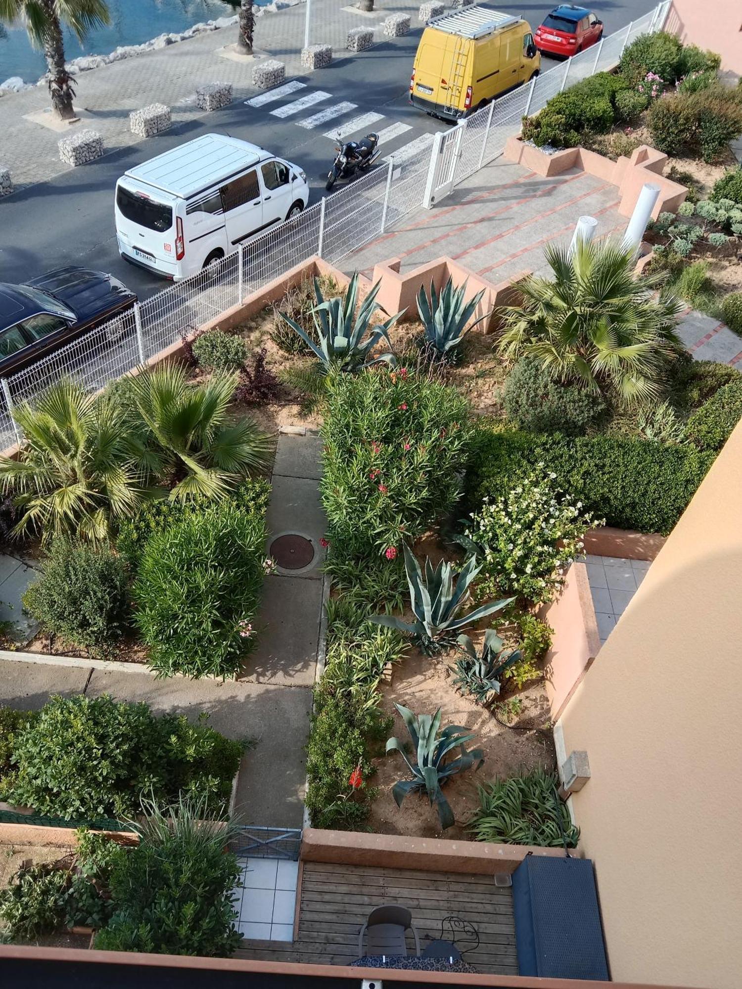 Gruissan Appartement Calme, Vue Sur Port De Plaisance -Clim, Empl.Parking Екстериор снимка